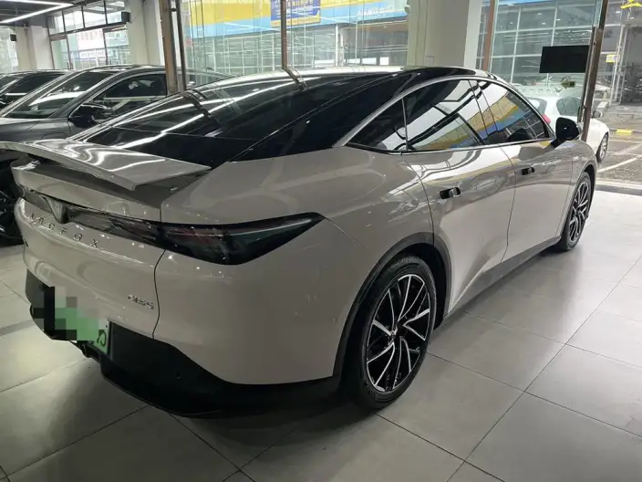 Arcfox α-S 5 2024 Model 560MAX 185kW – фото 5