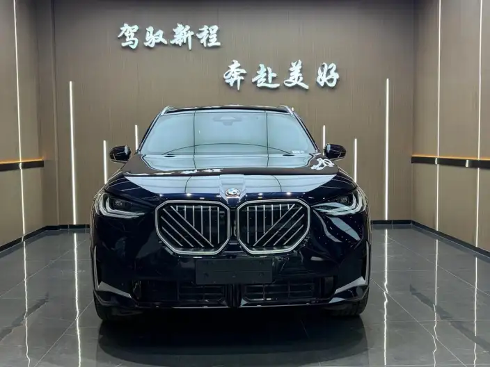 BMW X3 2025 Model xDrive25L Luxury Set – фото 2