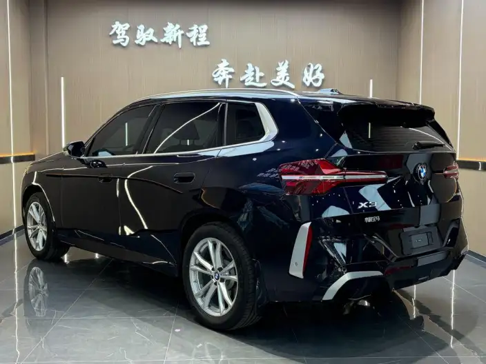BMW X3 2025 Model xDrive25L Luxury Set – фото 4