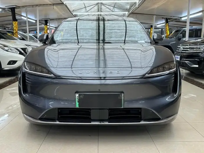 Luxeed R7 2024 Model EV 82kWh Pro Rear Drive Edition
