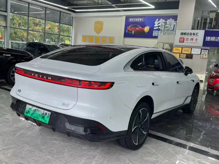 Voyah Pursuit EV 2023 Model 580km Standard Edition – фото 6