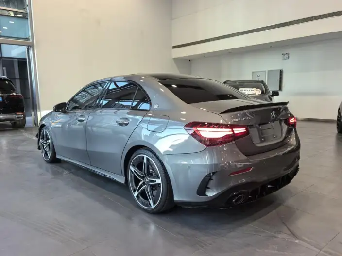 Mercedes-Benz A-Class AMG 2024 Model Facelift AMG A 35 L 4MATIC – фото 4