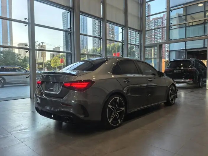 Mercedes-Benz A-Class AMG 2024 Model Facelift AMG A 35 L 4MATIC – фото 6