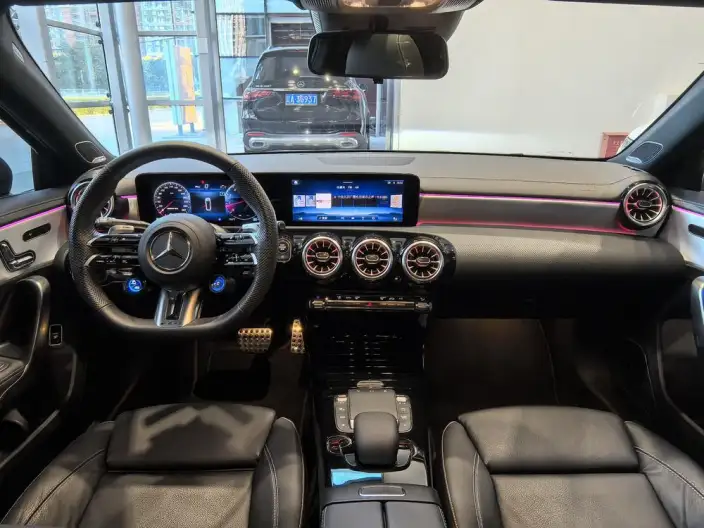 Mercedes-Benz A-Class AMG 2024 Model Facelift AMG A 35 L 4MATIC – фото 10