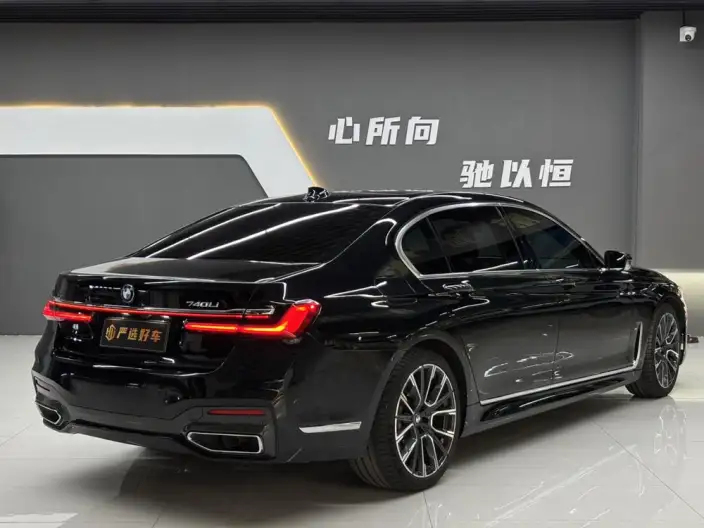 BMW 7 Series 2021 Model 740Li Leading Model M Sports Set – фото 6