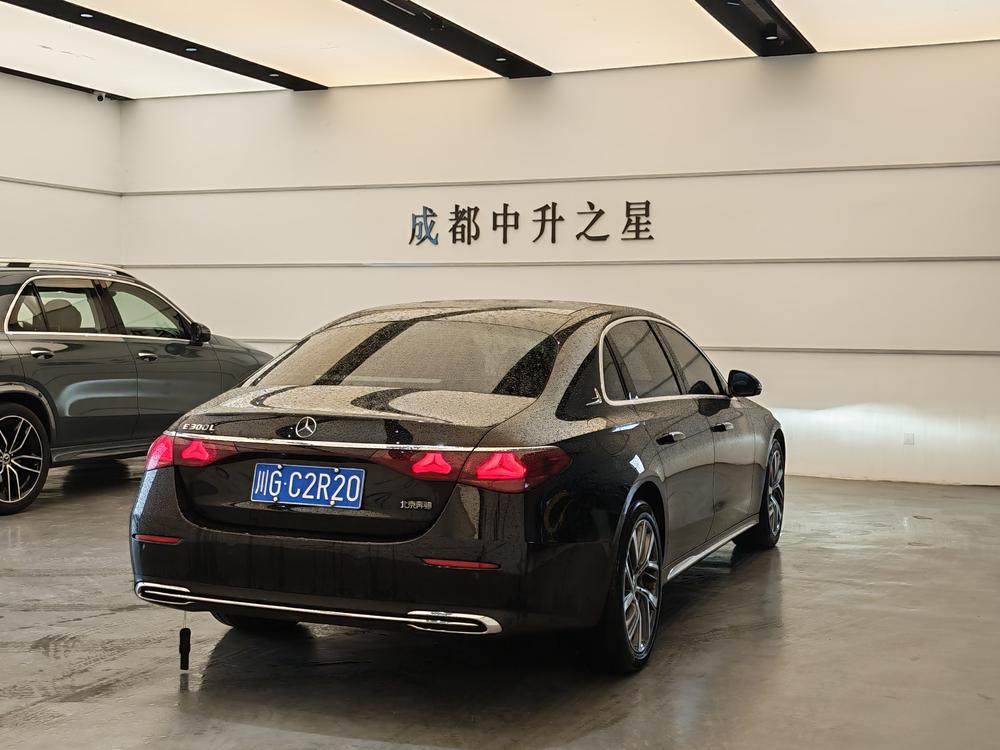 Mercedes-Benz E-Class 2024 E 300 L Style Sedan – фото 6