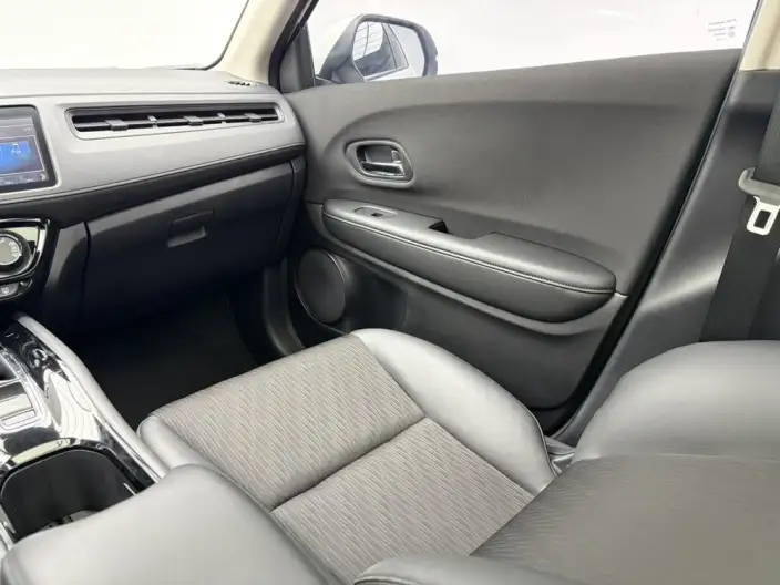 Honda Vezel 2020 Model 1.5L CVT Pioneer Edition – фото 8