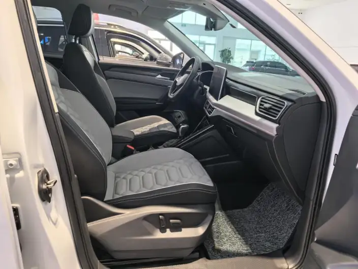 Volkswagen Tayron 2024 Model 300TSI 2WD Luxury Plus Advanced version – фото 8
