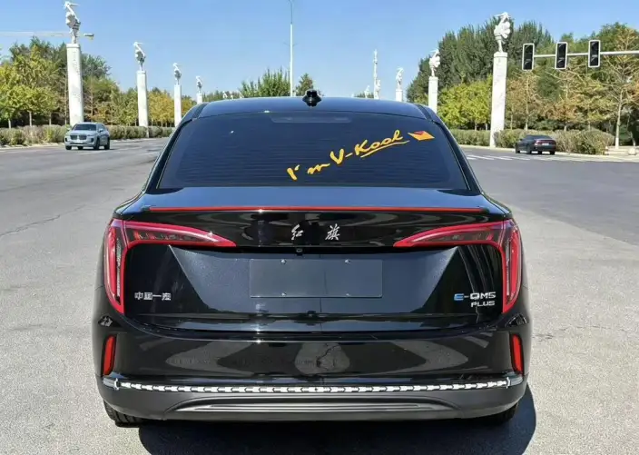 Hongqi E-QM5 2025 Model 610KM PLUS Edition – фото 5
