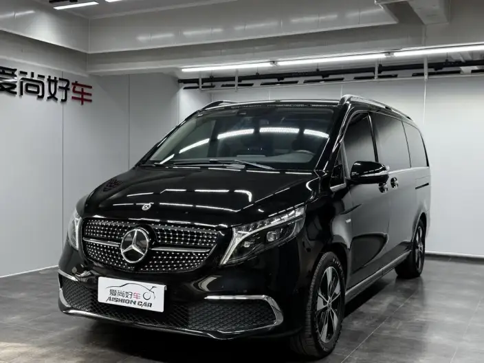 Mercedes-Benz V-Class 2022 Model V 260 Premium Edition – фото 1