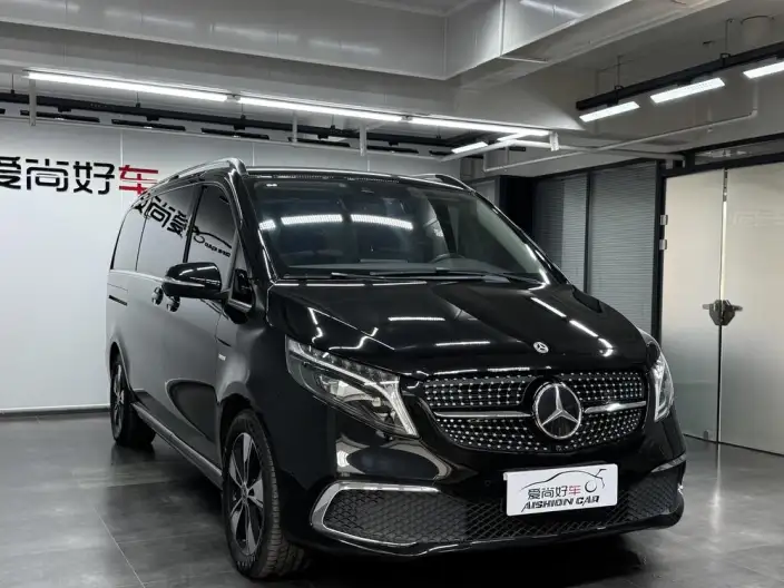 Mercedes-Benz V-Class 2022 Model V 260 Premium Edition – фото 3