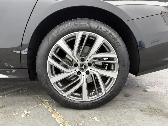 Mercedes-Benz E-Class 2024 Model E 300 L Fashion Model sedan – фото 9