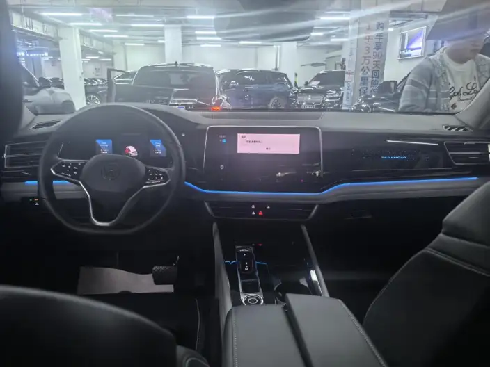 Volkswagen Teramont 2024 Model 530 V6 4WD Respect Deluxe Edition – фото 7