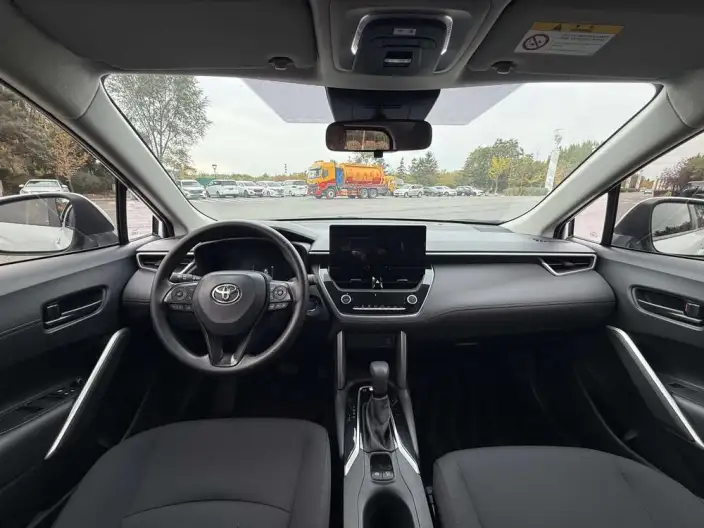 Toyota Corolla Cross 2023 Model 2.0L Intelligent Hybrid Pioneer Edition – фото 7