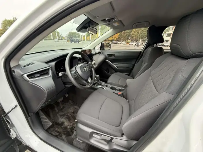 Toyota Corolla Cross 2023 Model 2.0L Intelligent Hybrid Pioneer Edition – фото 8