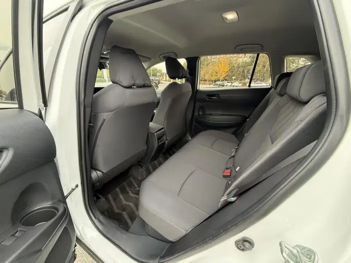 Toyota Corolla Cross 2023 Model 2.0L Intelligent Hybrid Pioneer Edition – фото 9