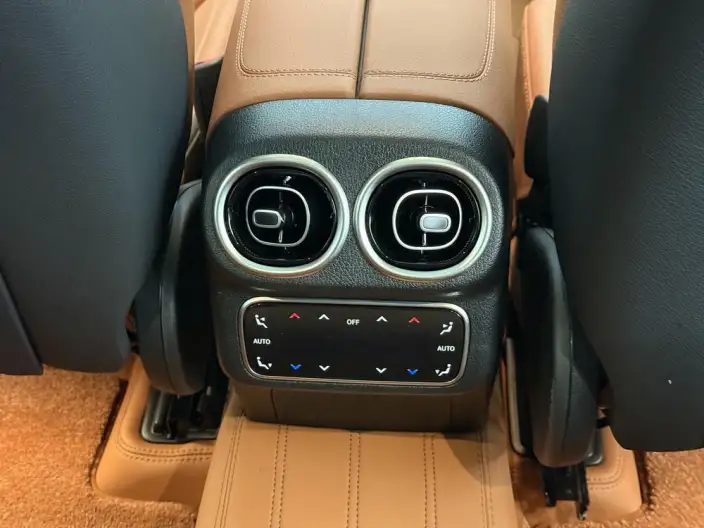 Mercedes-Benz GLC 2026 Model GLC 260 L 4MATIC Classic Edition 5 seat – фото 10