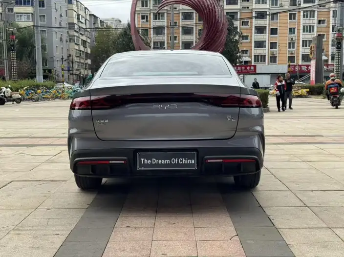 QinL DM 2024 Model DM-i 80KM Leading Model – фото 5