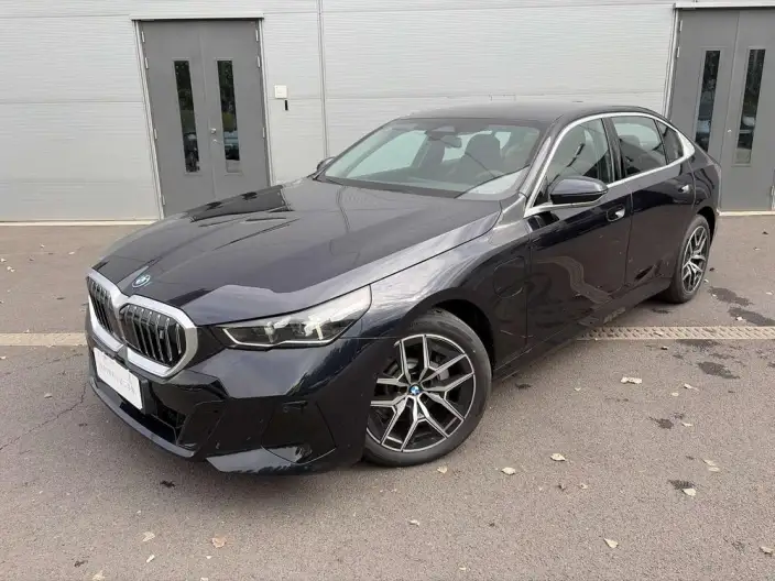 BMW i5 2026 Model eDrive35L M Sports Set – фото 1