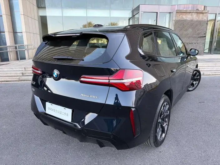 BMW X3 2026 Model xDrive25L M Sports Night Set – фото 5