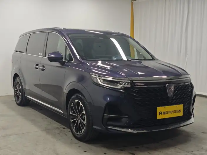 Roewe iMAX8 2022 Model 400TGI Zunrong Edition