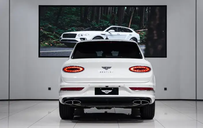Bentayga 2022 Model 4.0T V8