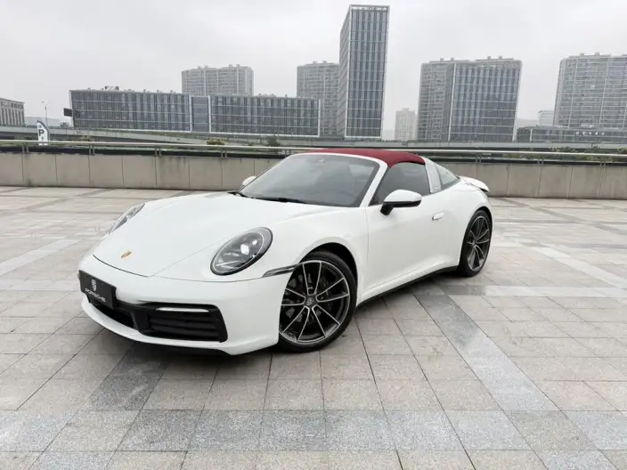 PORSCHE 911 2023 Model Targa 4 3.0T