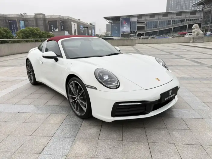 PORSCHE 911 2023 Model Targa 4 3.0T