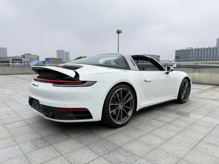 PORSCHE 911 2023 Model Targa 4 3.0T – фото 7