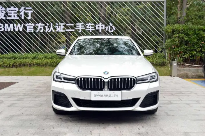 BMW 5 Series 2022 Model 525Li M Sports Set – фото 2