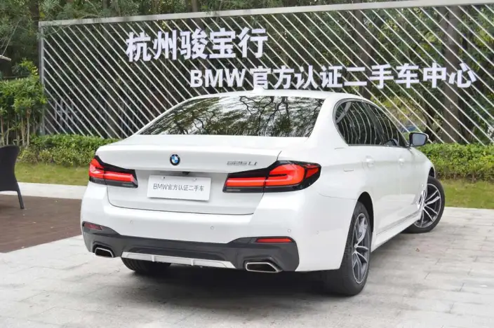 BMW 5 Series 2022 Model 525Li M Sports Set – фото 5