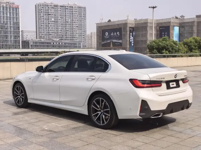 BMW 3 Series 2023 Model 325Li M Sports Set – фото 4