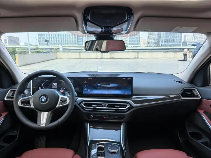 BMW 3 Series 2023 Model 325Li M Sports Set – фото 9