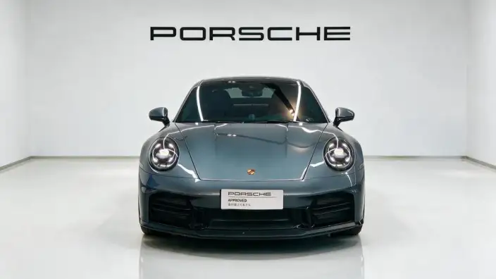 PORSCHE 911 2025 Model Carrera 3.0T