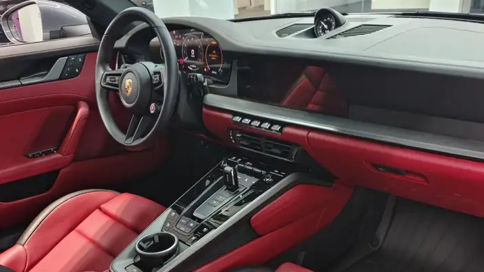 PORSCHE 911 2025 Model Carrera 3.0T – фото 7