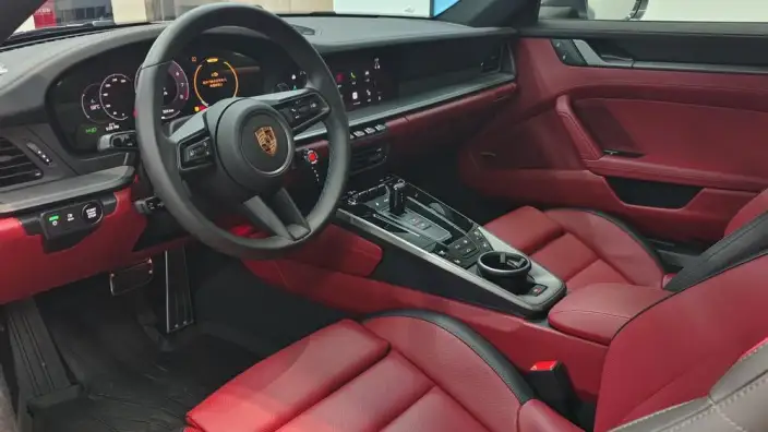 PORSCHE 911 2025 Model Carrera 3.0T – фото 8