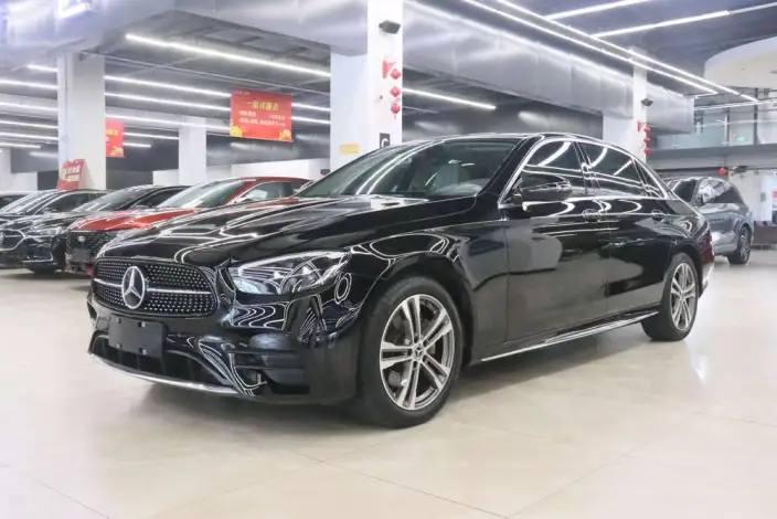 Mercedes-Benz E-Class 2022 Model E 260 L Sports sedan – фото 1