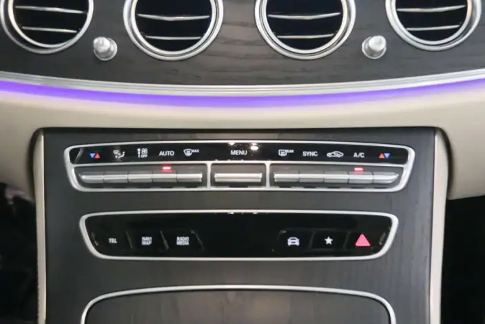 Mercedes-Benz E-Class 2022 Model E 260 L Sports sedan – фото 8