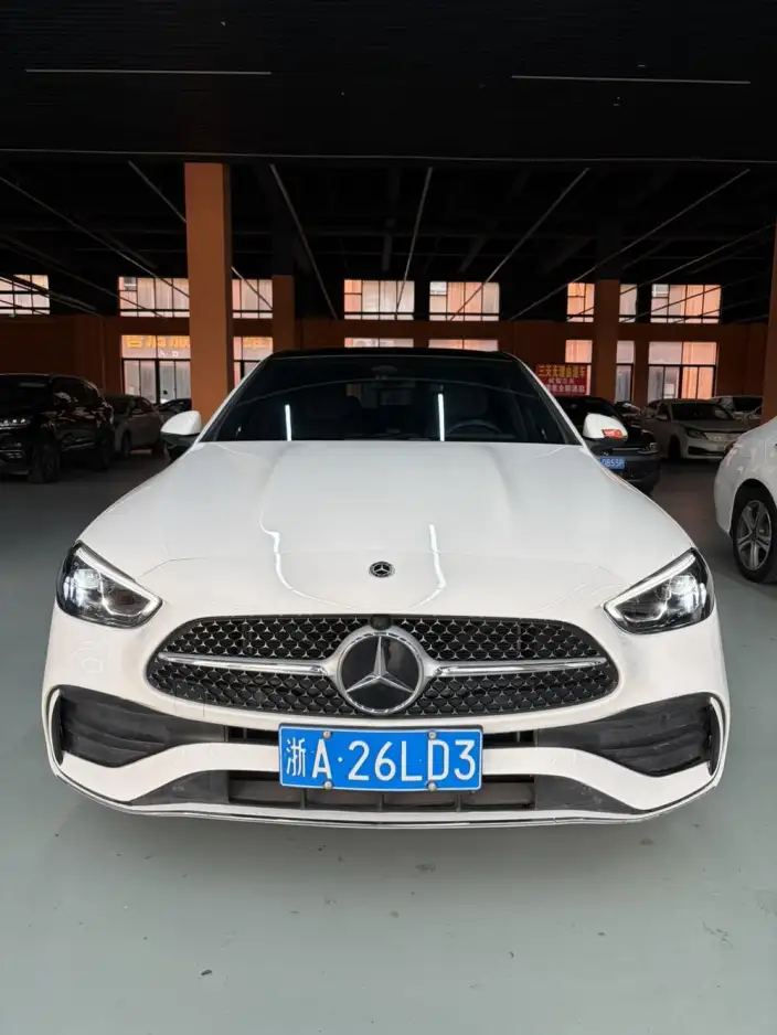 Mercedes-Benz C-Class 2024 Model C 260 L Sports Edition – фото 2