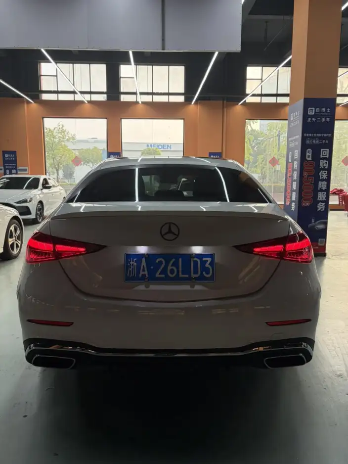 Mercedes-Benz C-Class 2024 Model C 260 L Sports Edition – фото 4