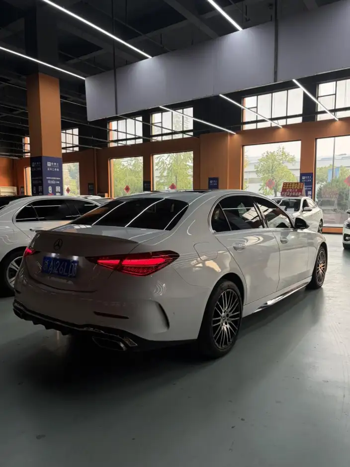 Mercedes-Benz C-Class 2024 Model C 260 L Sports Edition – фото 5