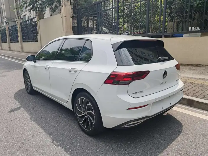 Volkswagen Golf 2023 Model 280TSI DSG Pro