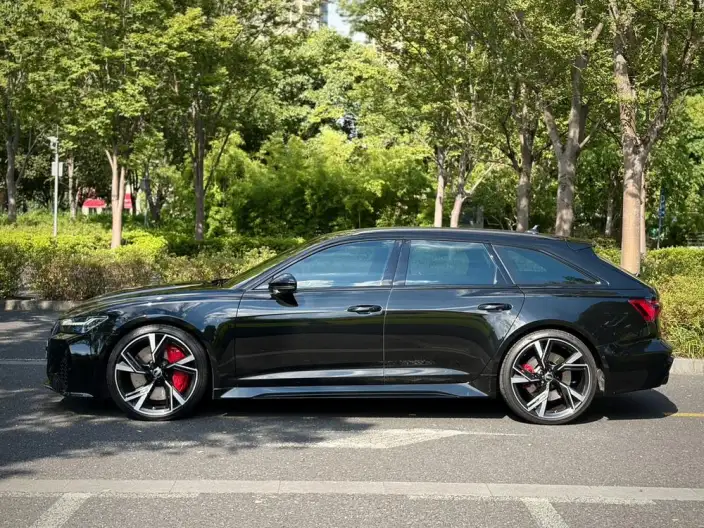 Audi RS 6 2022 Model RS 6 4.0T Avant