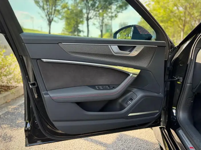 Audi RS 6 2022 Model RS 6 4.0T Avant – фото 9