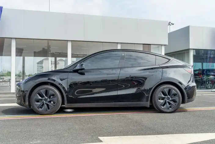 Model Y 2023 Model Rear-wheel drive version