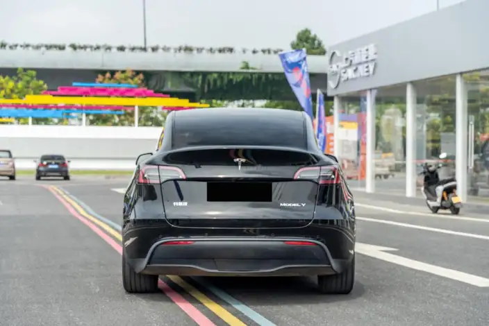 Model Y 2023 Model Rear-wheel drive version – фото 7