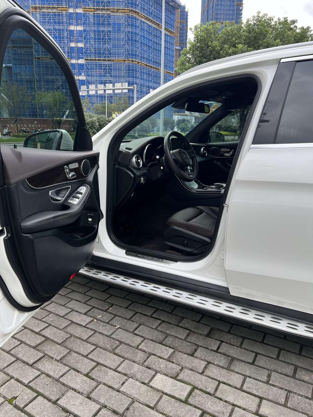 Mercedes-Benz GLC 2018 GLC 260 4MATIC Luxury – фото 9