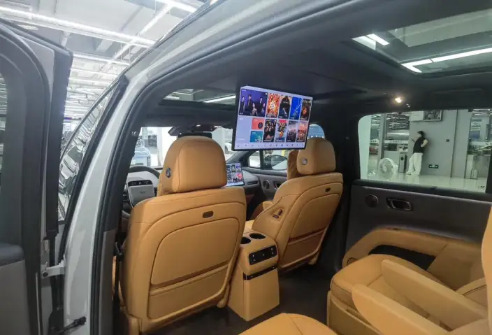 Li Auto i8 2025 Model Standard Edition – фото 9