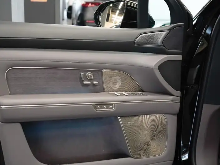 NIO ES8 2026 Model VII seat Executive Deluxe Edition – фото 6
