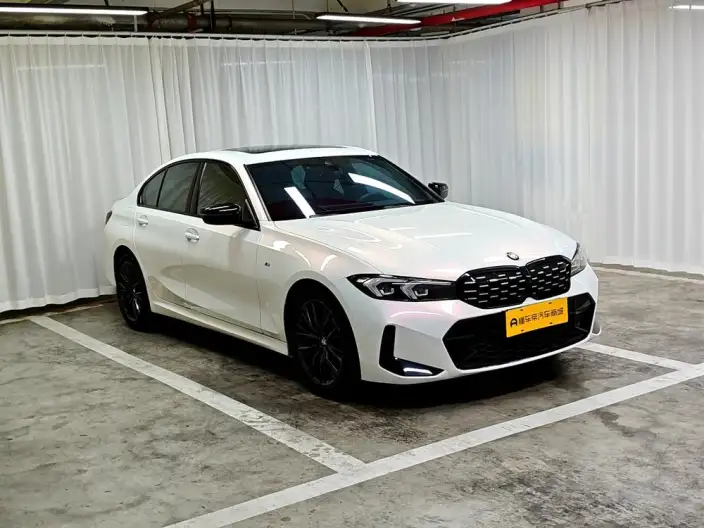 BMW 3 Series 2023 Model 325i M Sports Night Set – фото 3